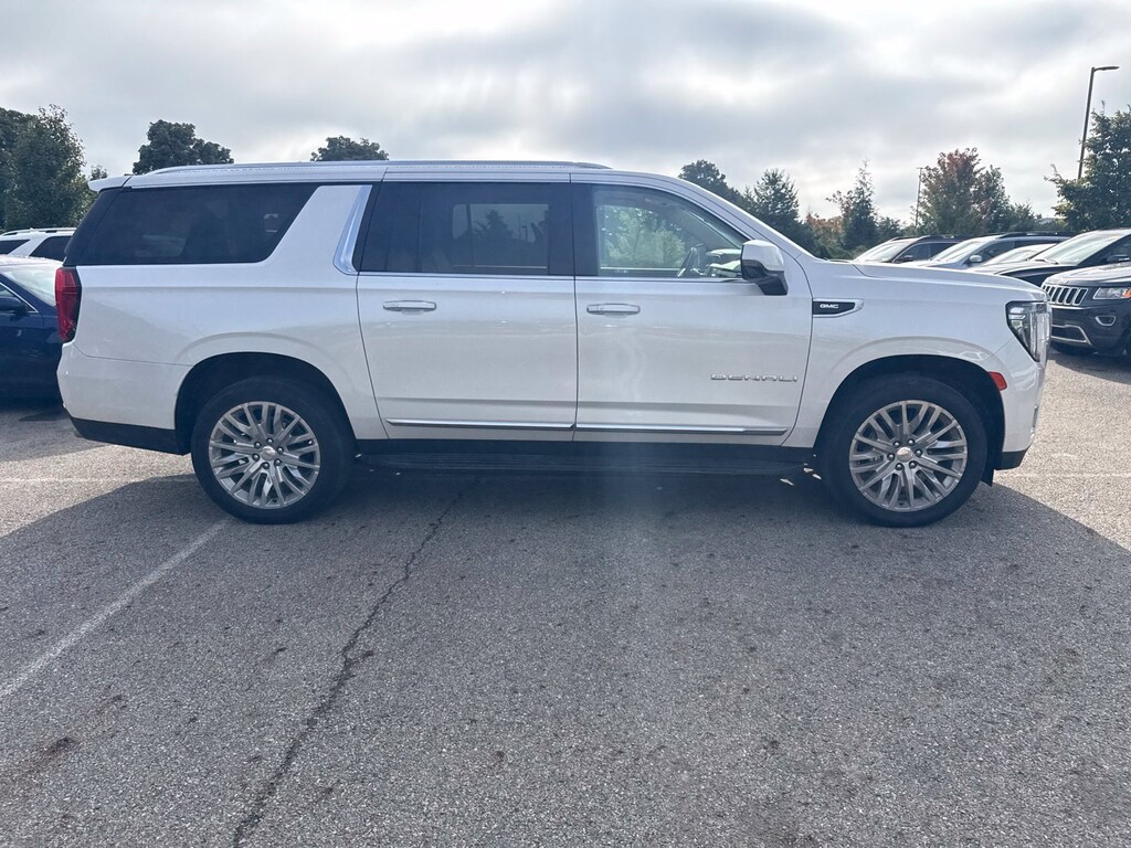 Used 2023 GMC Yukon XL Denali SUV