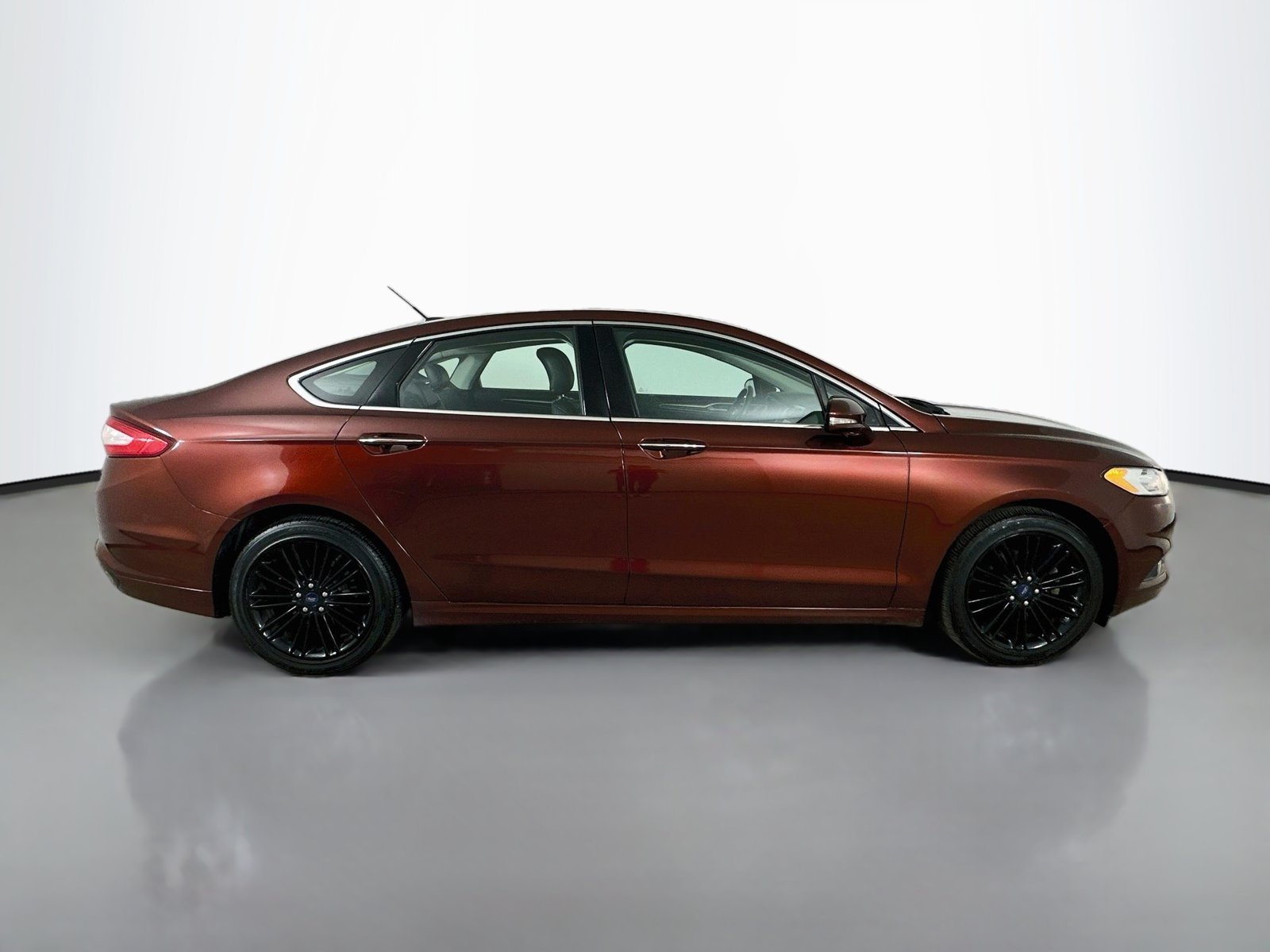 Used 2016 Ford Fusion SE Sedan
