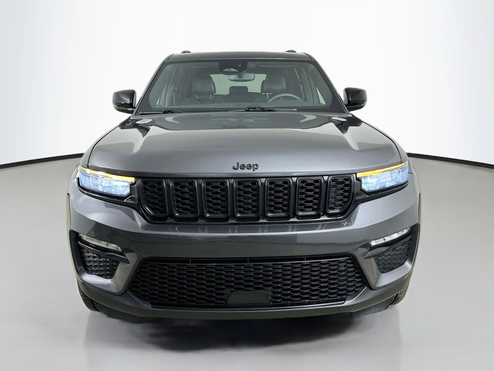 Used 2024 Jeep Grand Cherokee Limited SUV