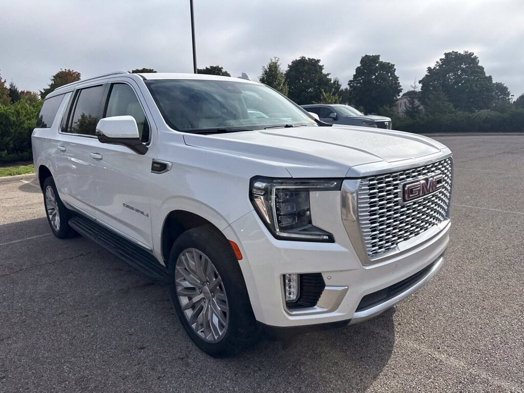 Used 2023 GMC Yukon XL Denali SUV