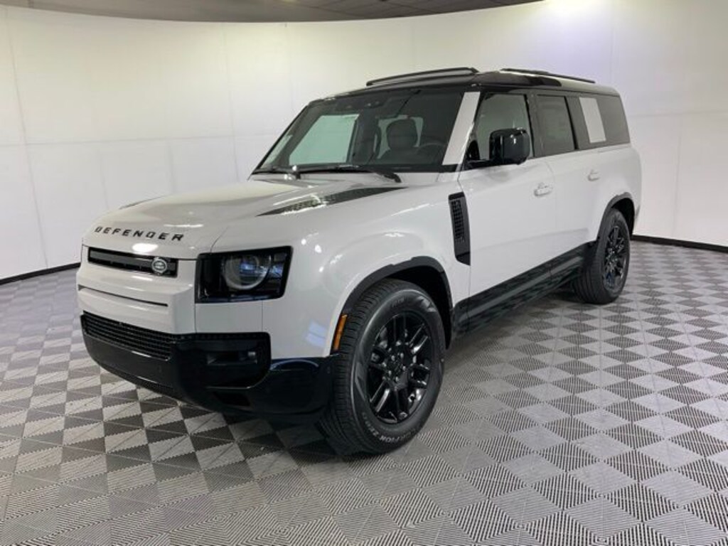 New 2026 Land Rover Defender 130 X-Dynamic SE SUV