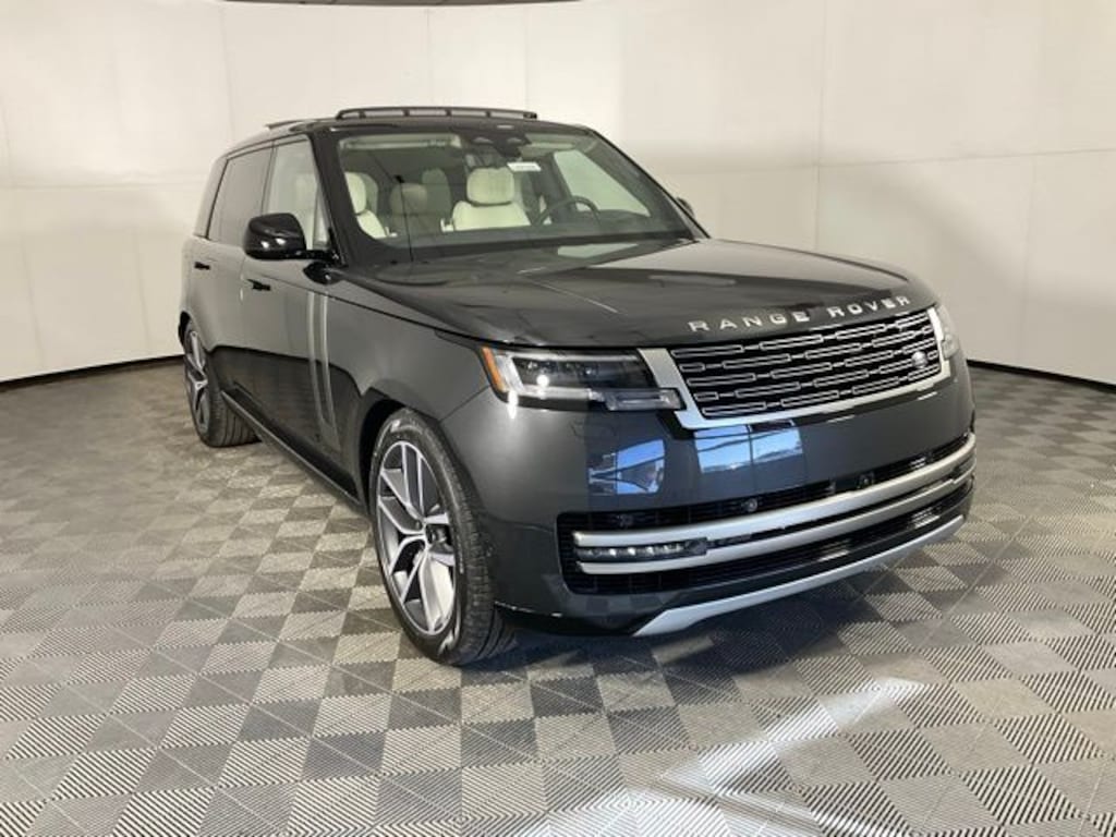 New 2026 Land Rover Range Rover SE SUV