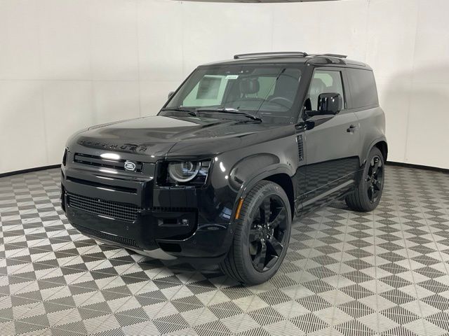 2026 Land Rover Defender 90 V8 SUV