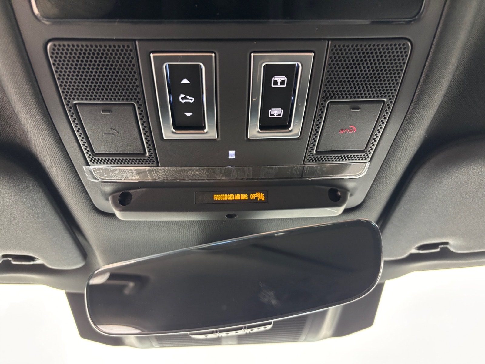 2026 Land Rover Defender S - Photo 12