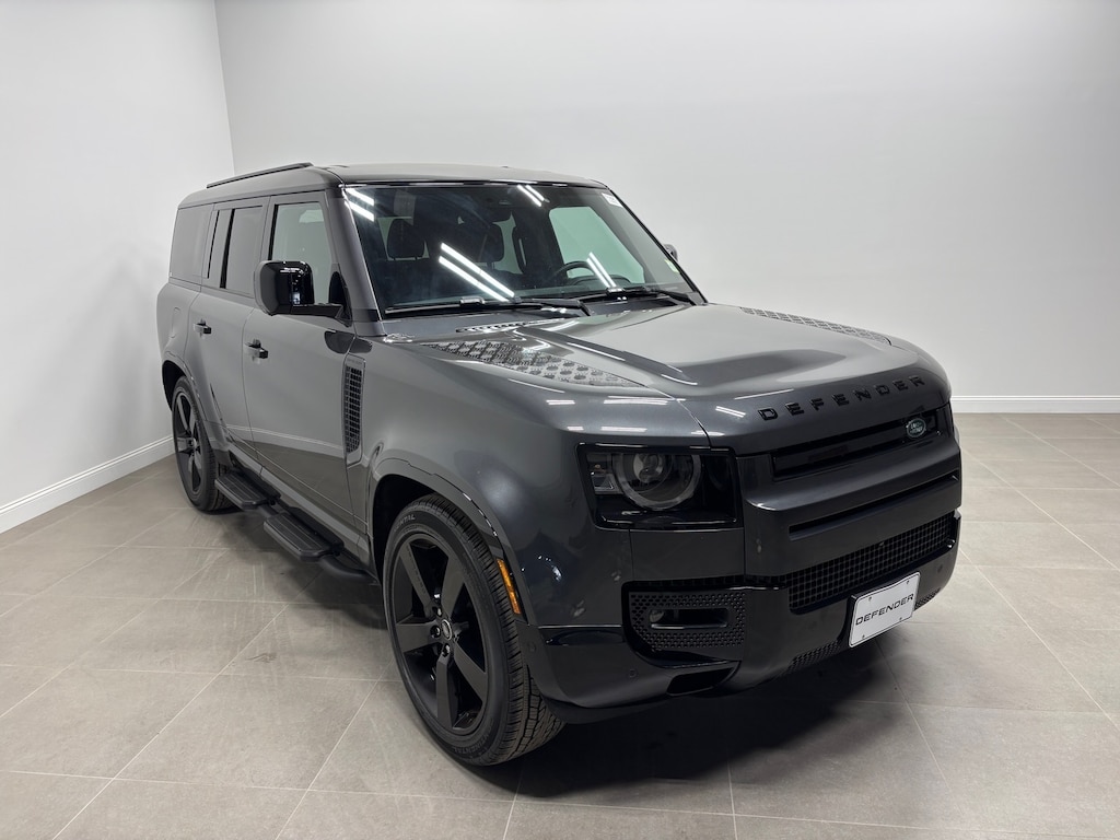 Used 2025 Land Rover Defender 130 X-Dynamic SE AWD 130 P400 X-Dynamic SE SUV