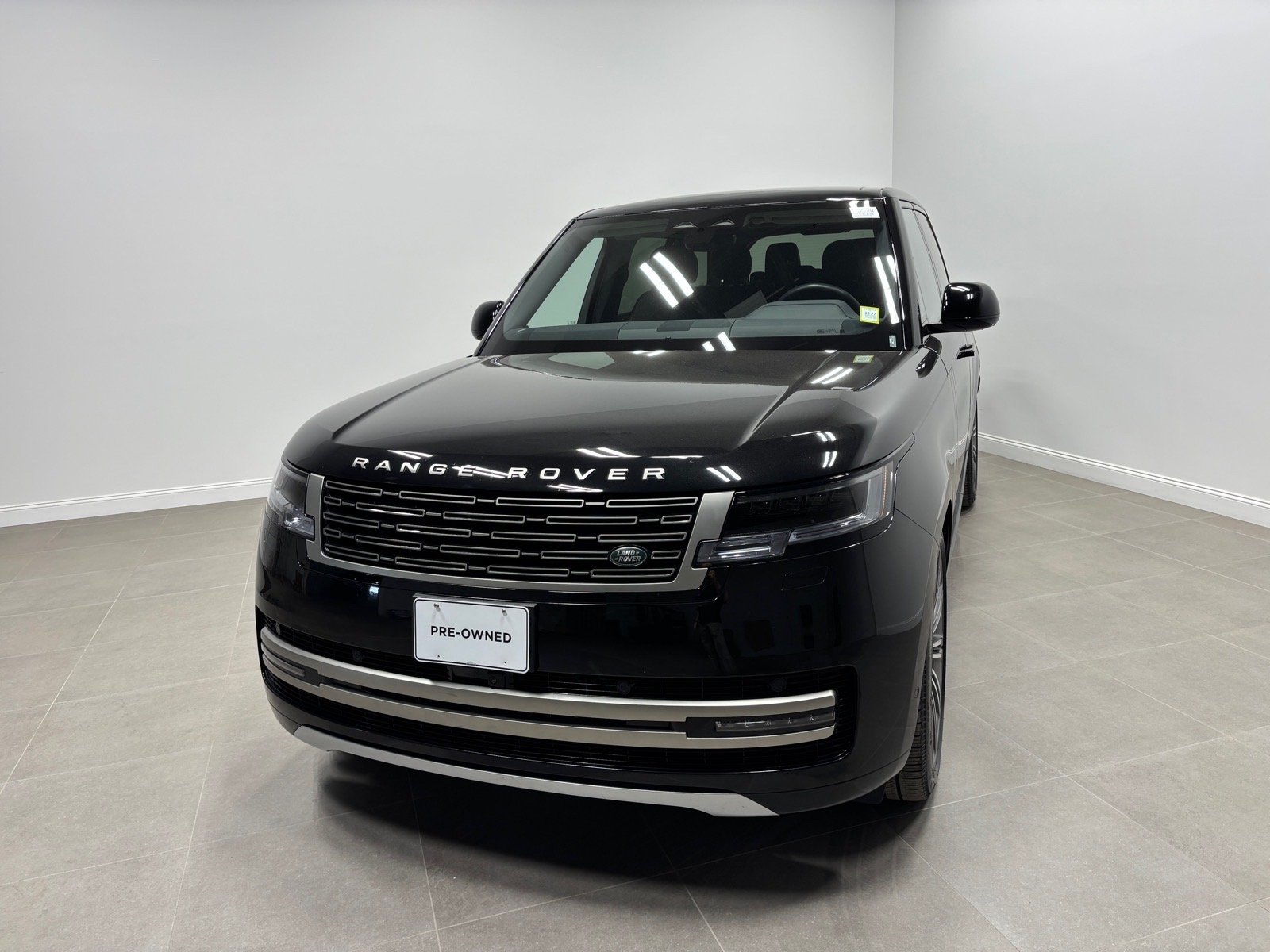 Used 2026 Land Rover Range Rover SE LWB AWD P400 SE LWB SUV w/ 7 Seat