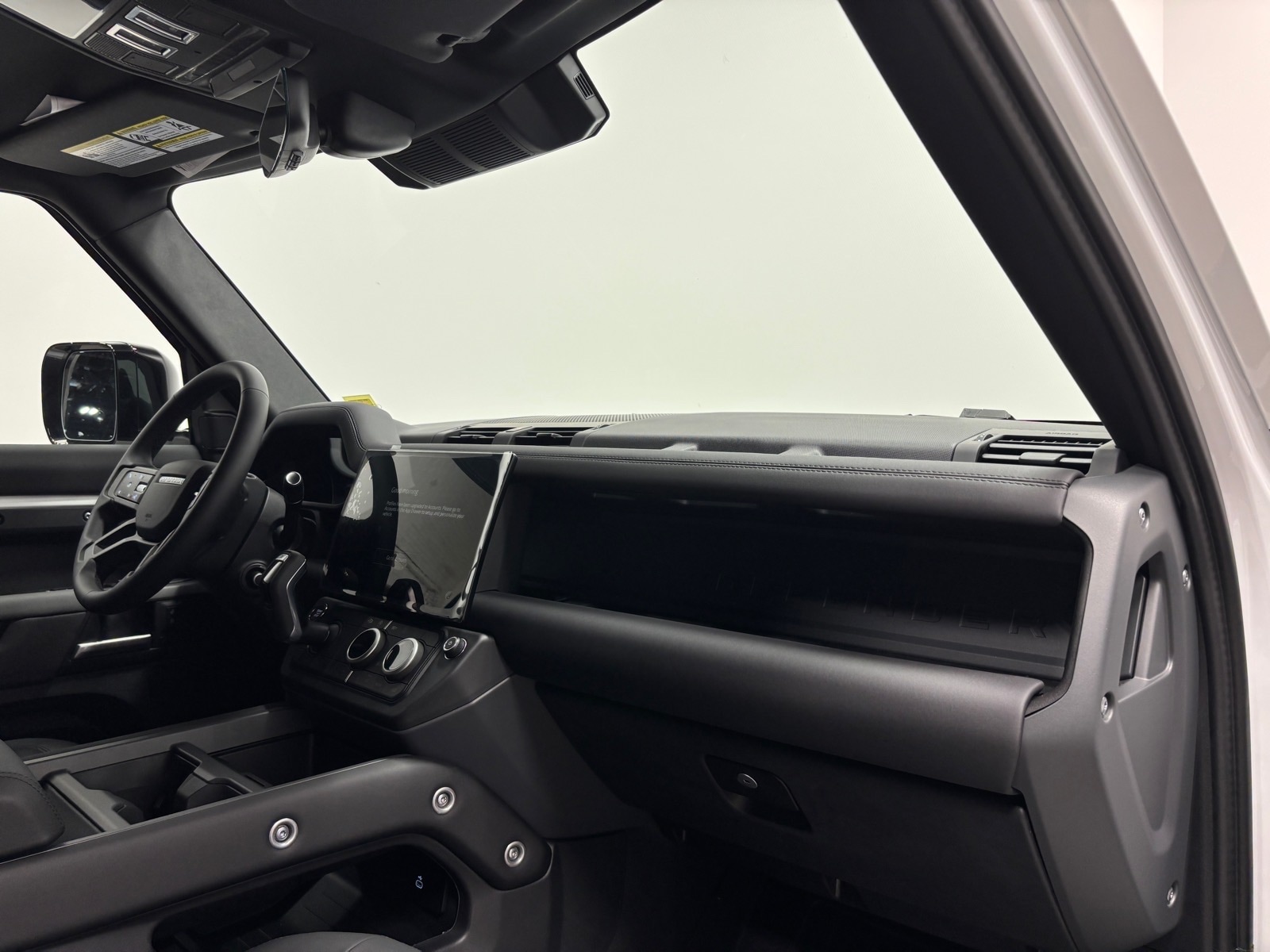 2026 Land Rover Defender S - Photo 29