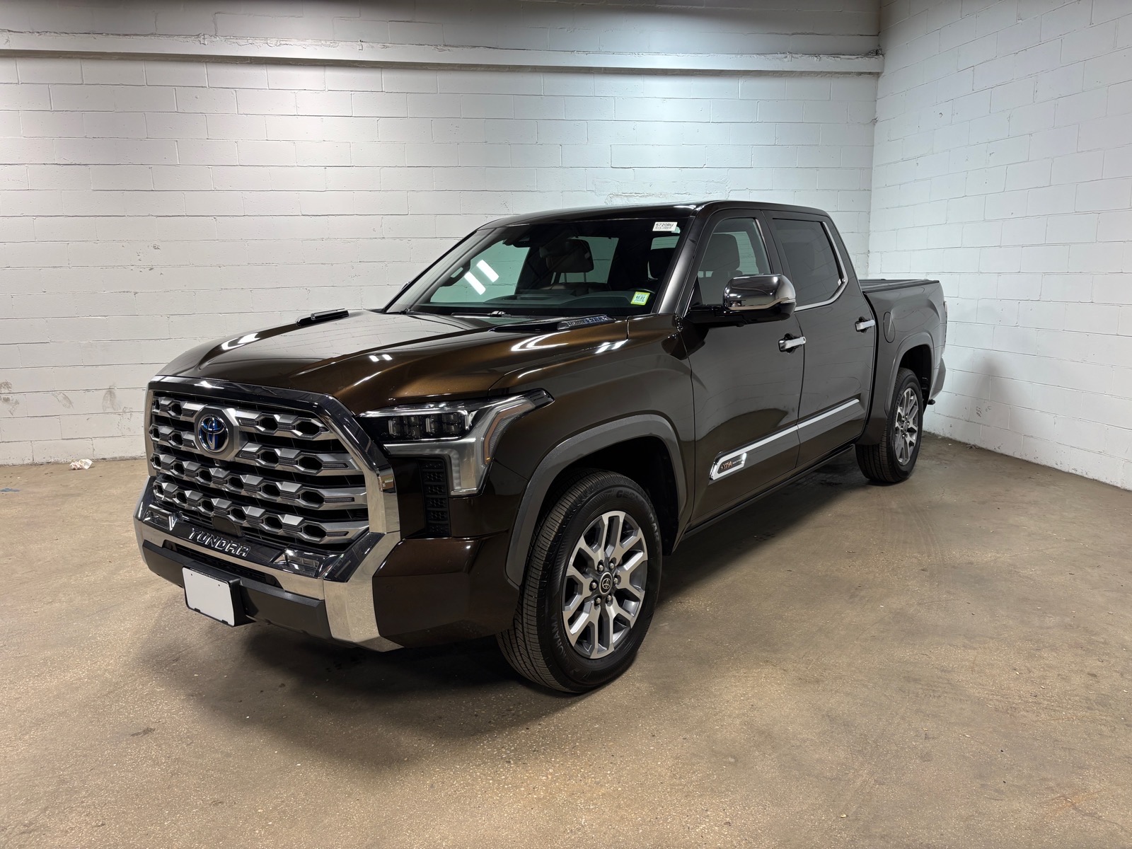  Toyota Tundra i-FORCE MAX