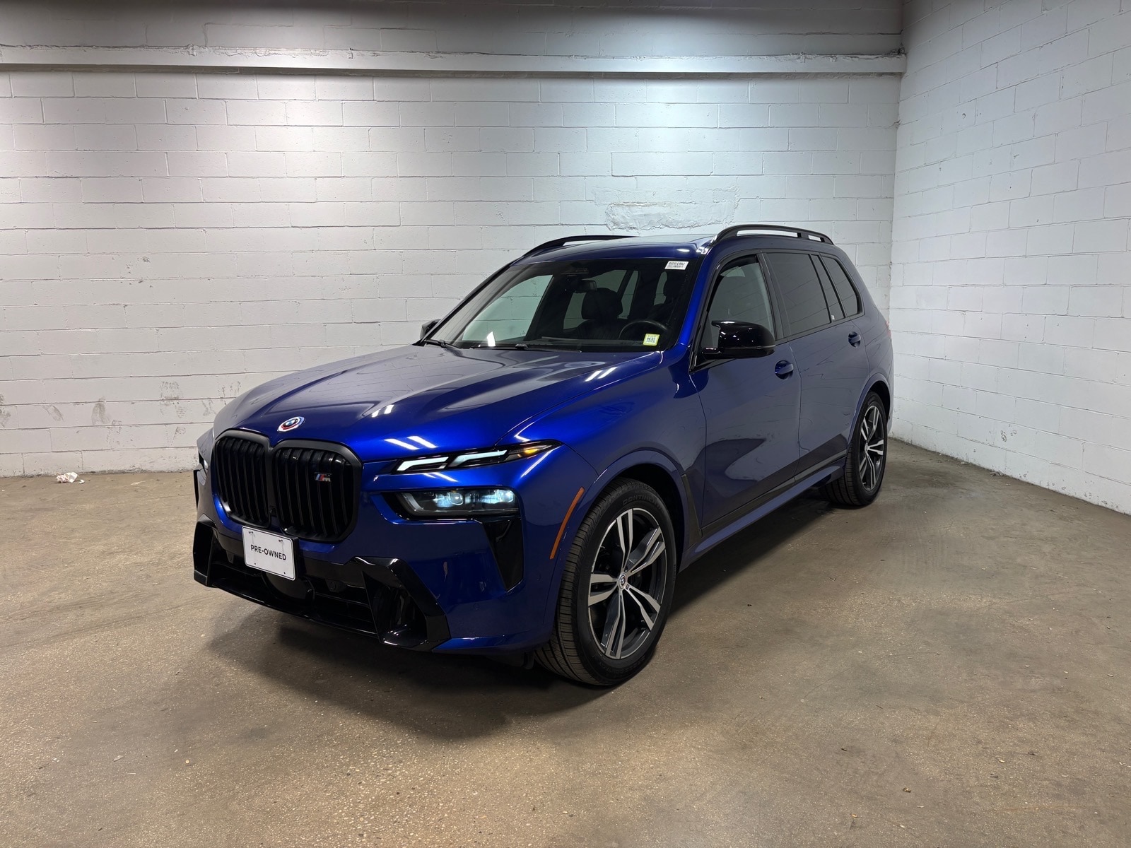 2023 BMW X7
