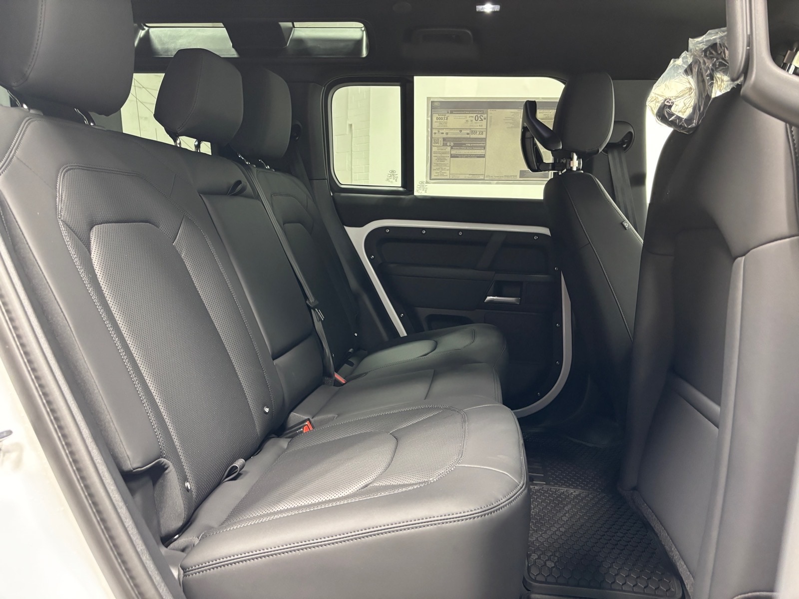 2026 Land Rover Defender S - Photo 38