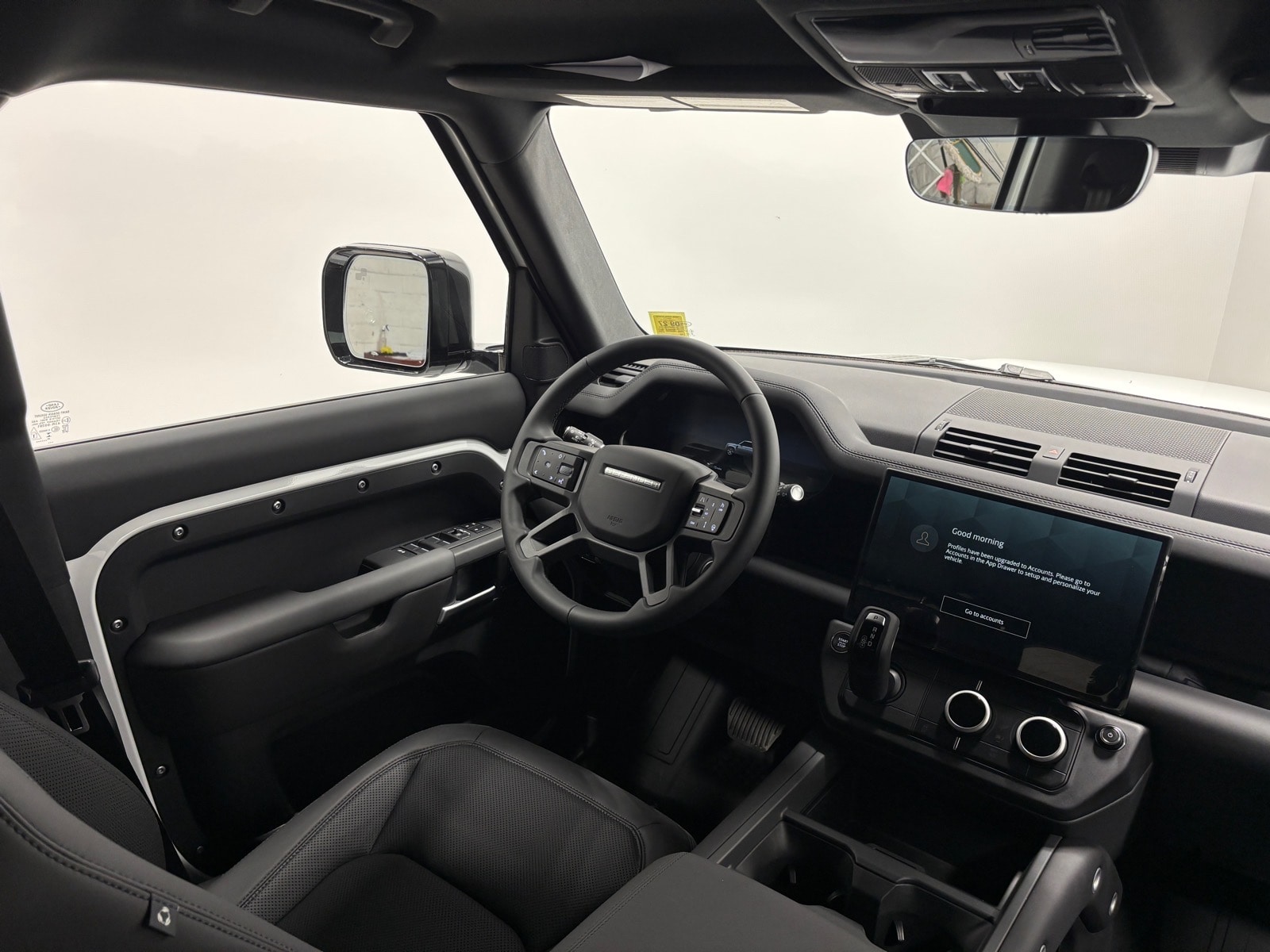 2026 Land Rover Defender S - Photo 33