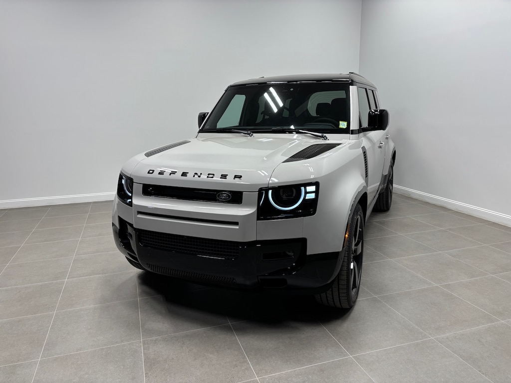 New 2026 Land Rover Defender 110 X-Dynamic SE SUV