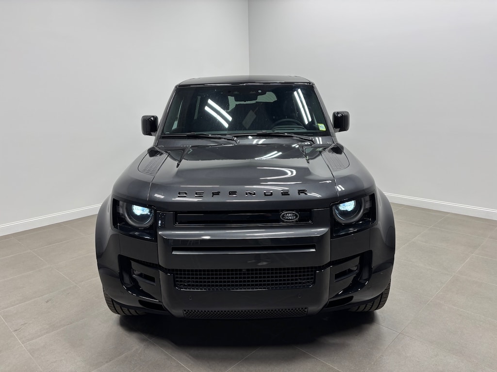 New 2026 Land Rover Defender 90 V8 SUV
