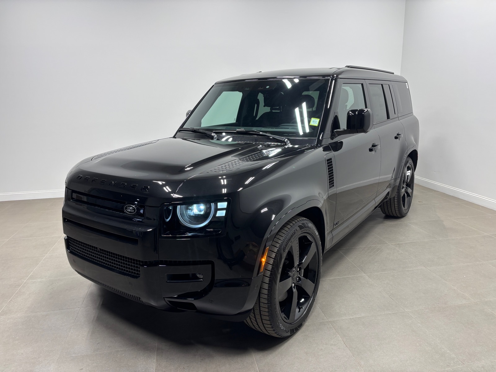2026 Land Rover Defender 130 V8 SUV