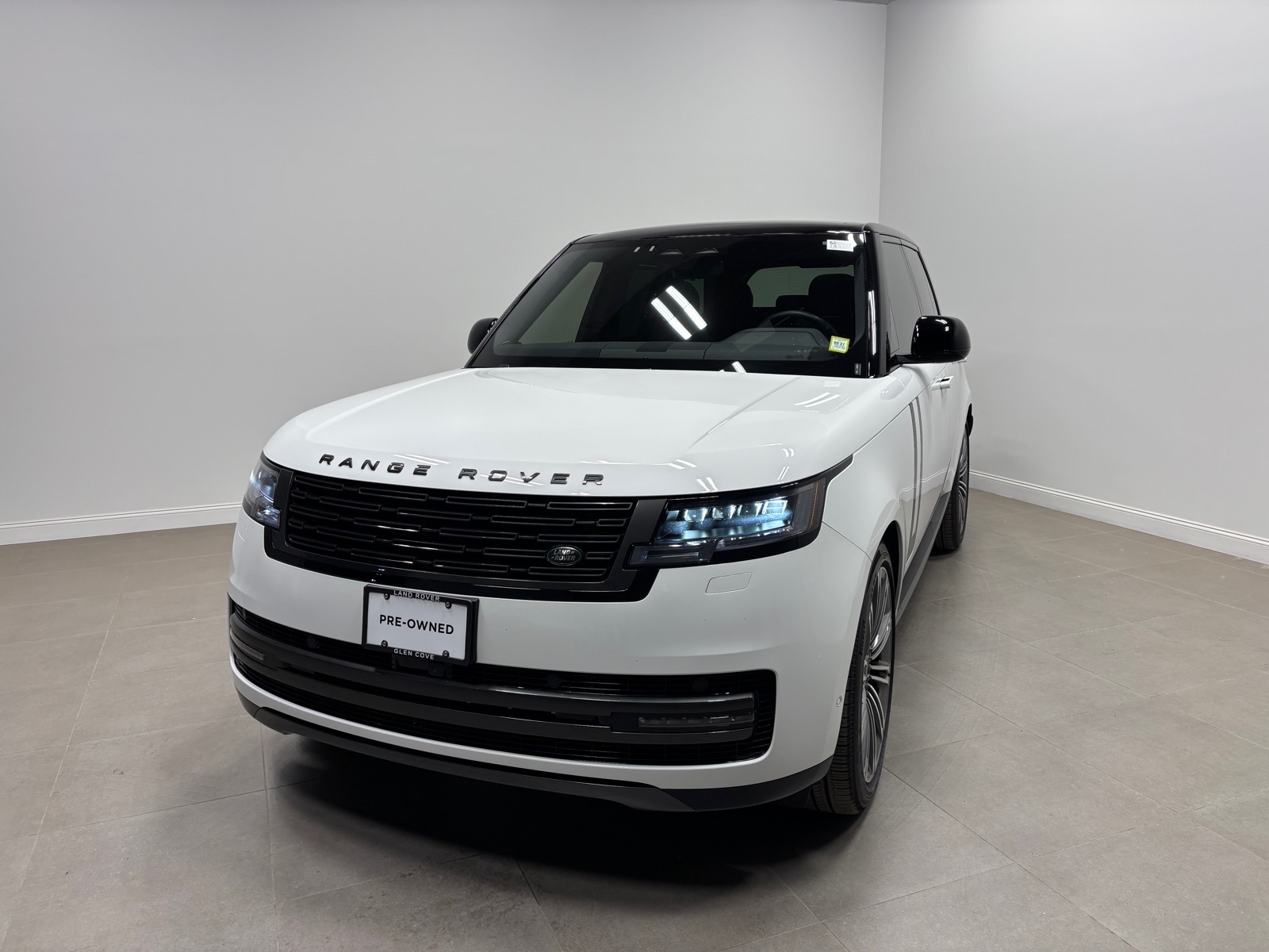 Used 2026 Land Rover Range Rover SE AWD P530 SE SUV