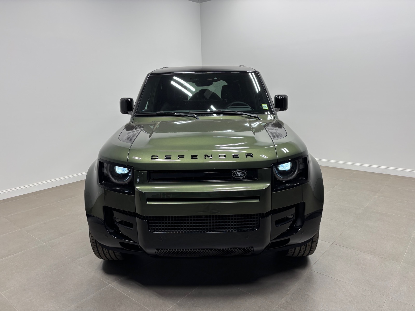 New 2026 Land Rover Defender 110 X-Dynamic SE SUV