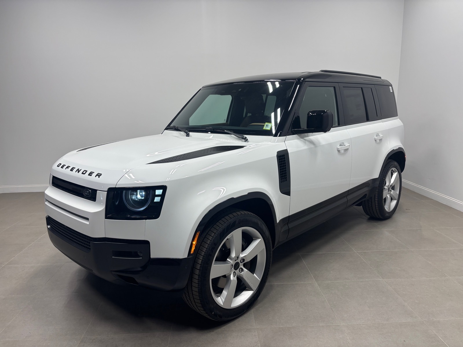  Land Rover Defender 110