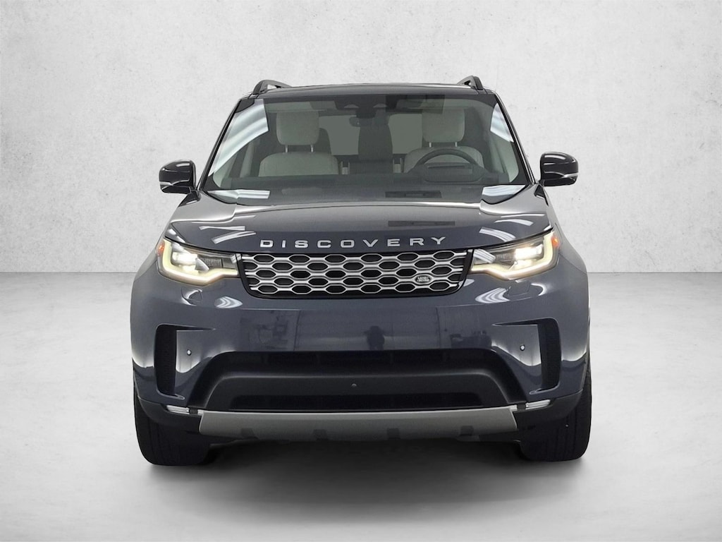 Certified 2026 Land Rover Discovery S Sport Utility