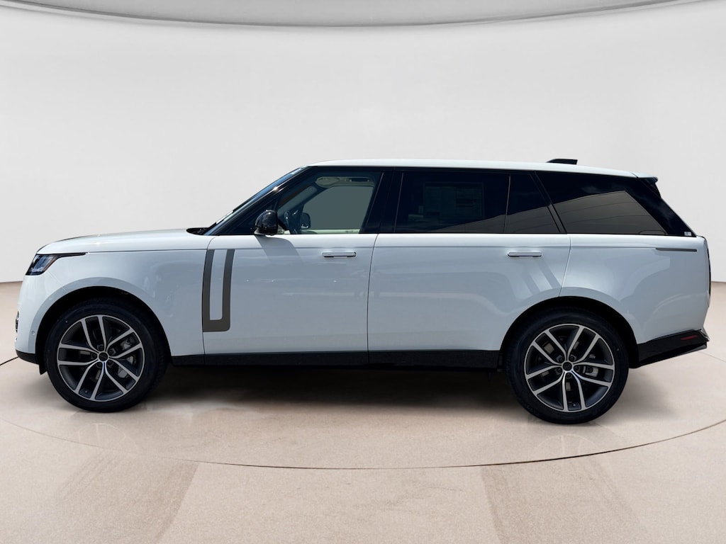 New 2026 Land Rover Range Rover SE LWB 7-Seats / V8 SUV