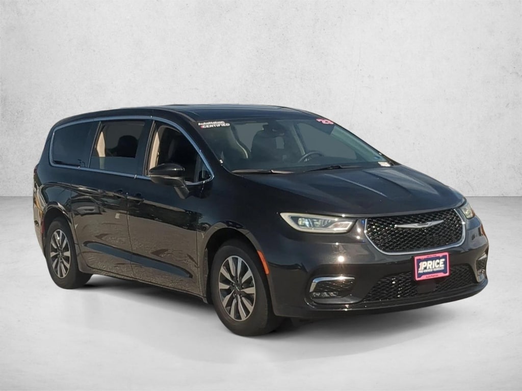 Used 2023 Chrysler Pacifica Plug-In Hybrid Touring L Van Passenger Van