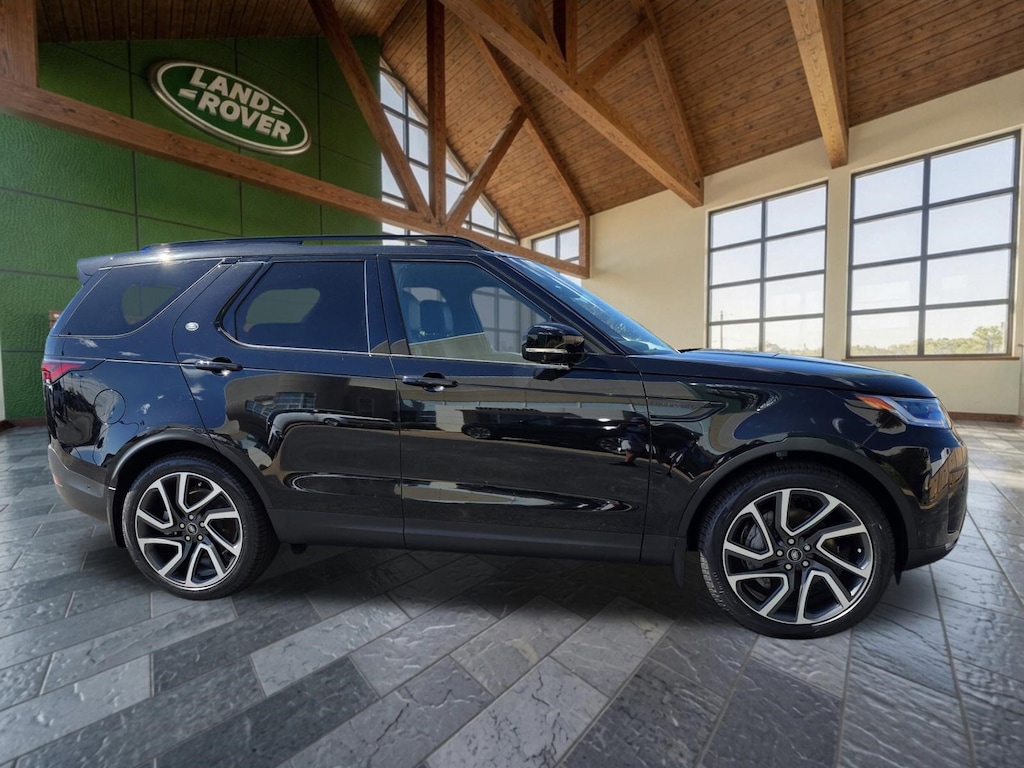New 2025 Land Rover Discovery S SUV