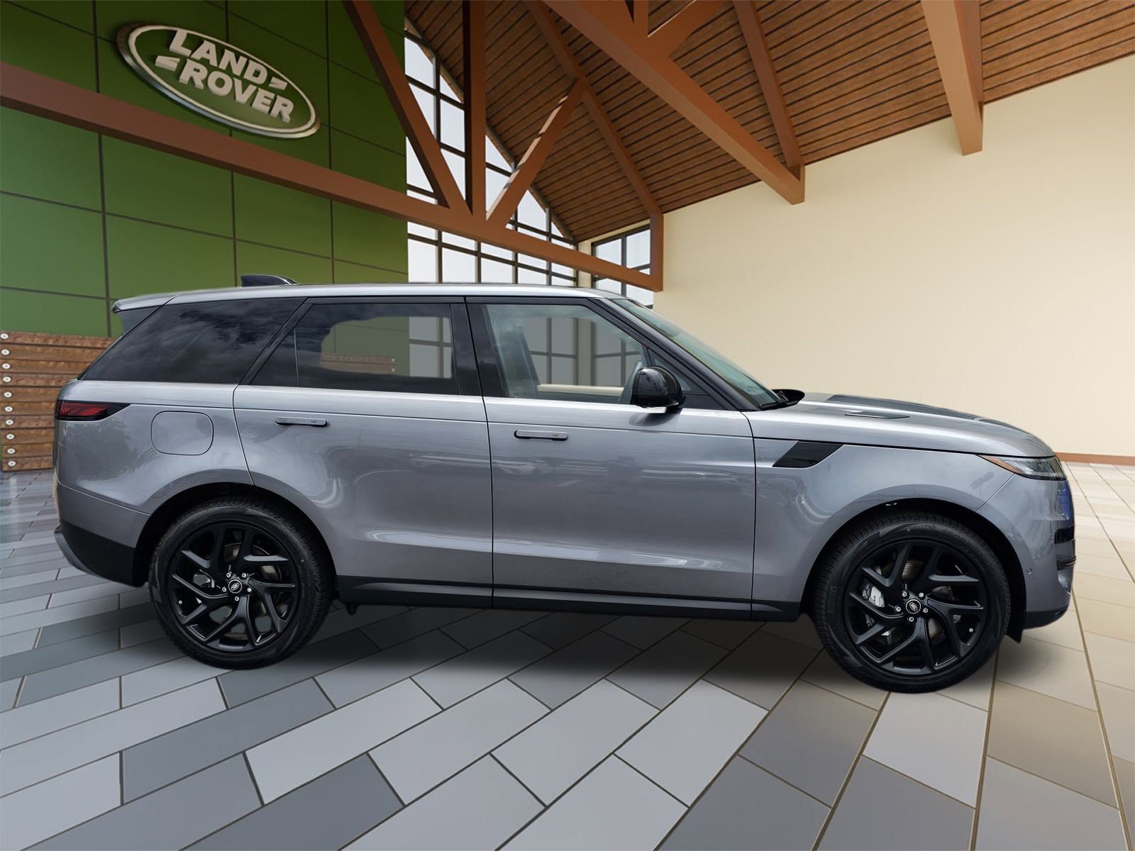 New 2025 Land Rover Range Rover Sport