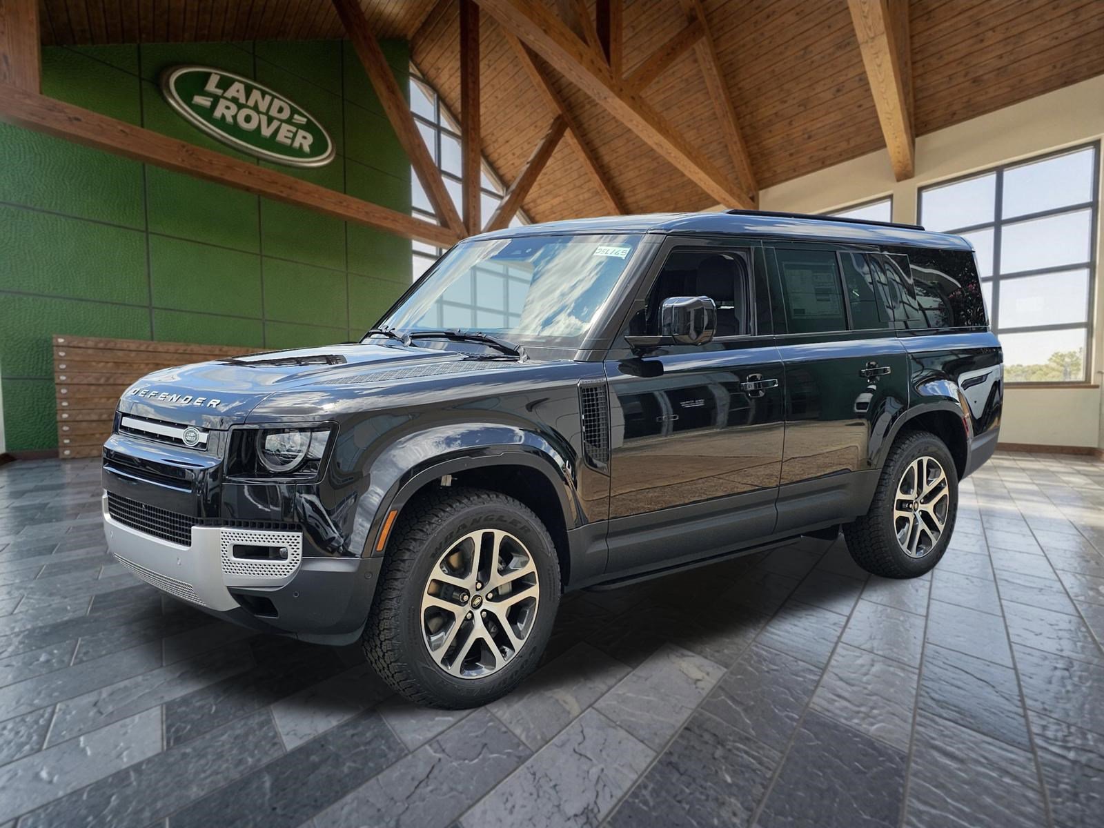  Land Rover Defender 130
