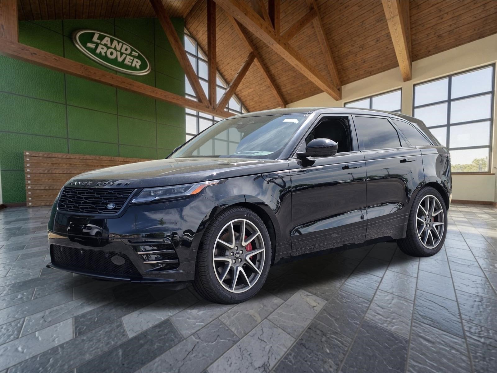 2025 Land Rover Range Rover Velar