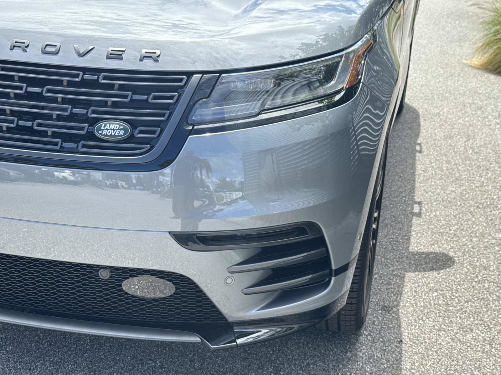 2026 Land Rover Range Rover Velar Dynamic SE - Photo 9