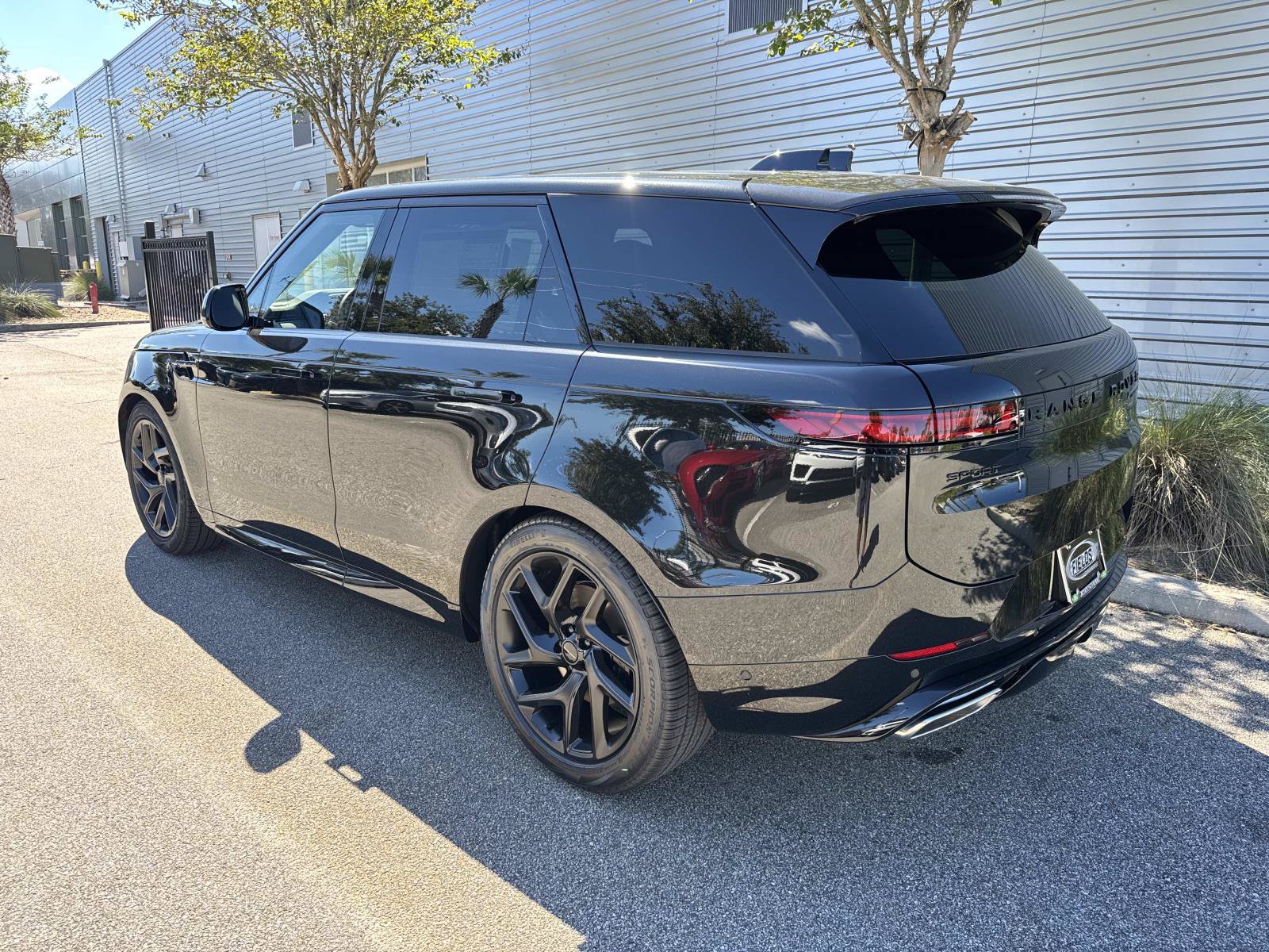 New 2027 Land Rover Range Rover Sport Range Rover Sport Dynamic SE P400 SUV