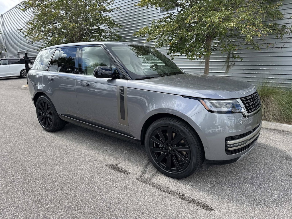 New 2027 Land Rover Range Rover SE SUV