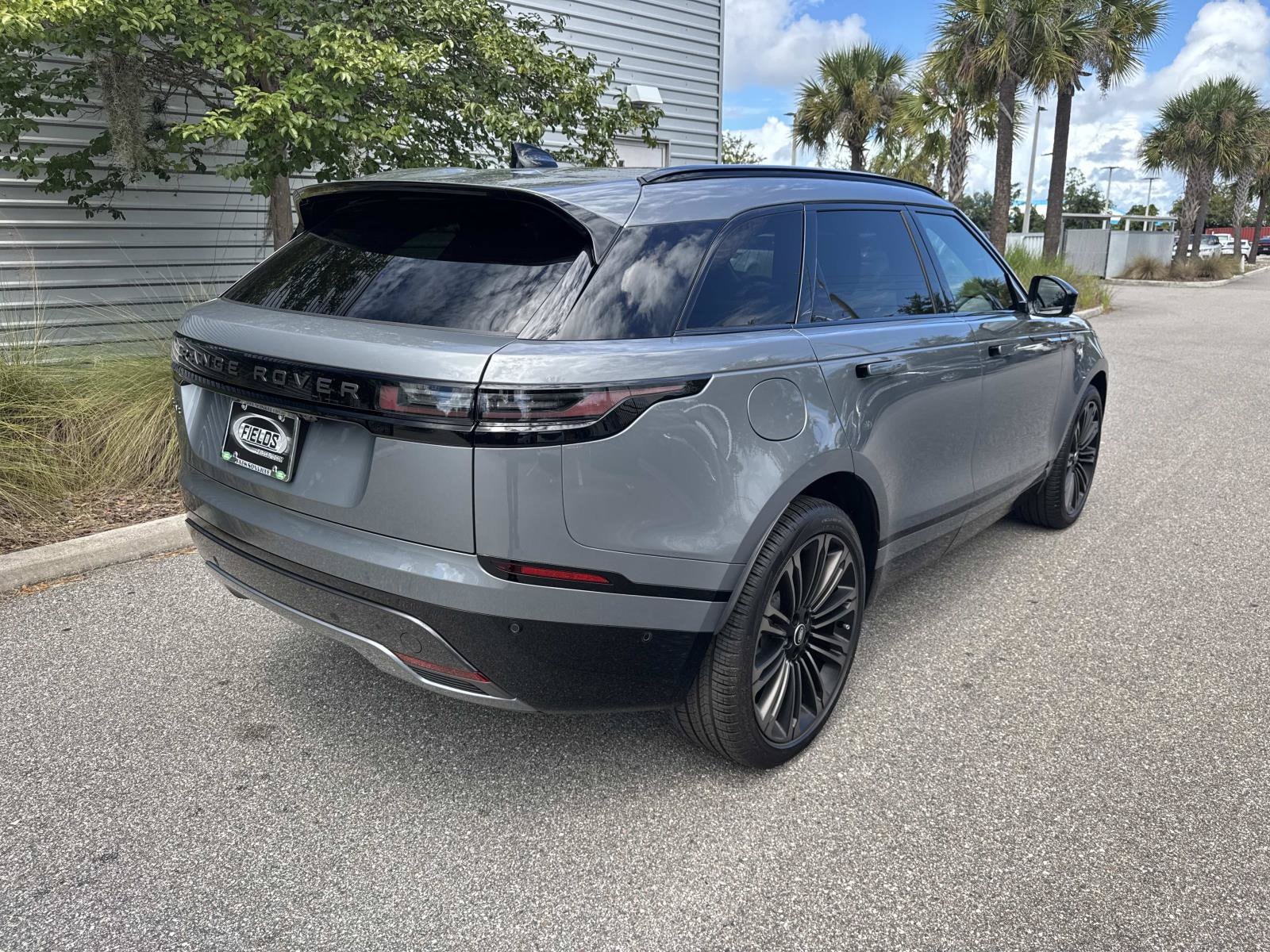 2026 Land Rover Range Rover Velar Dynamic SE - Photo 6
