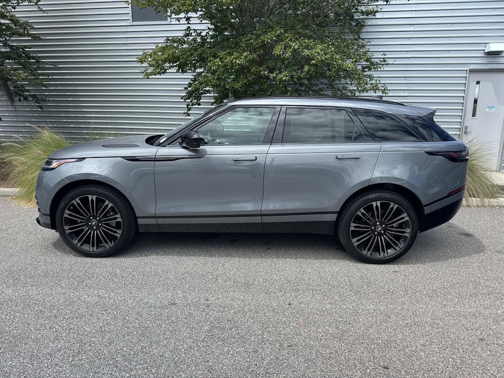New 2026 Land Rover Range Rover Velar Dynamic SE