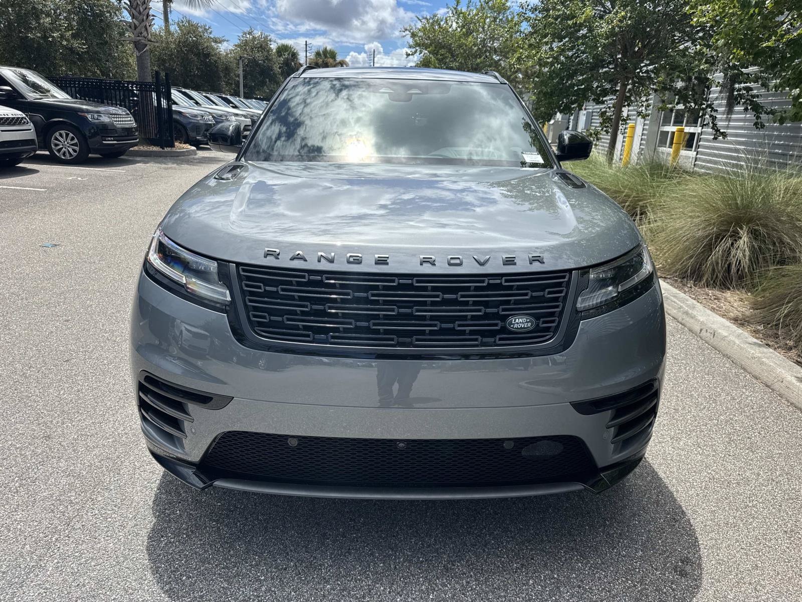 2026 Land Rover Range Rover Velar Dynamic SE - Photo 8