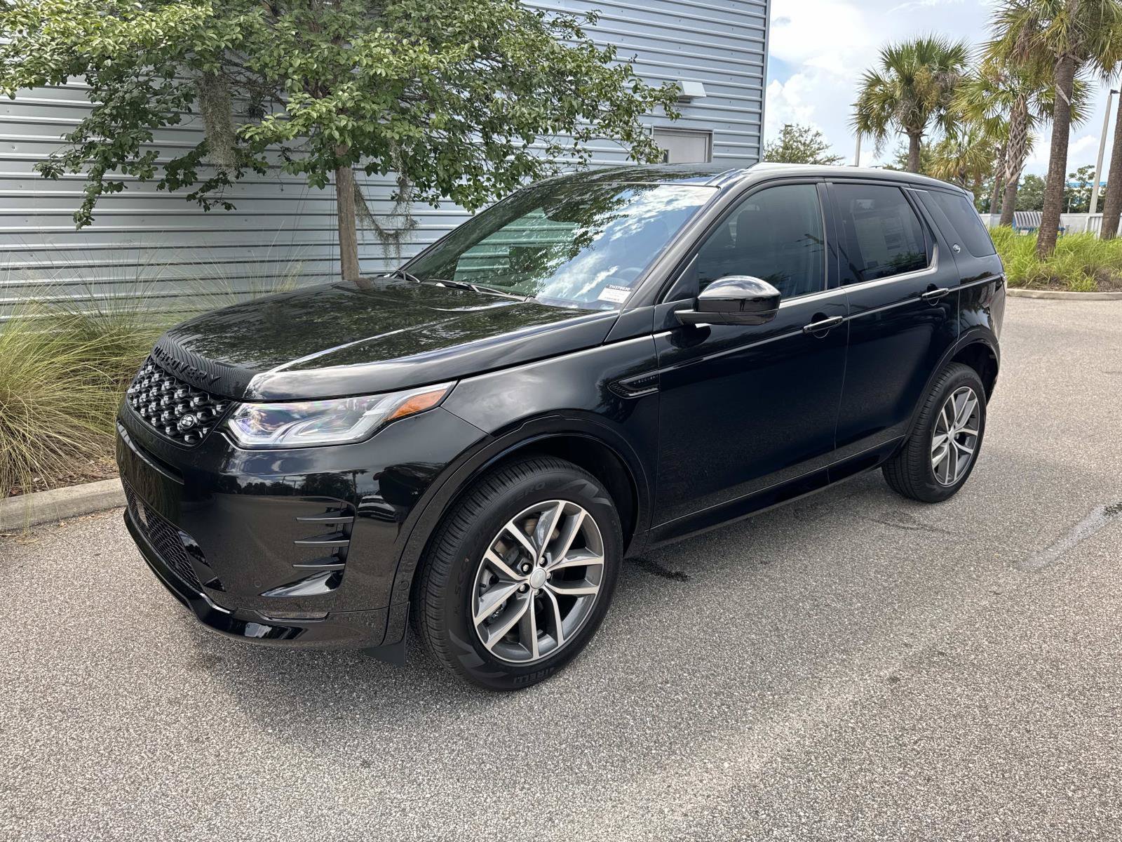  Land Rover Discovery Sport Landmark