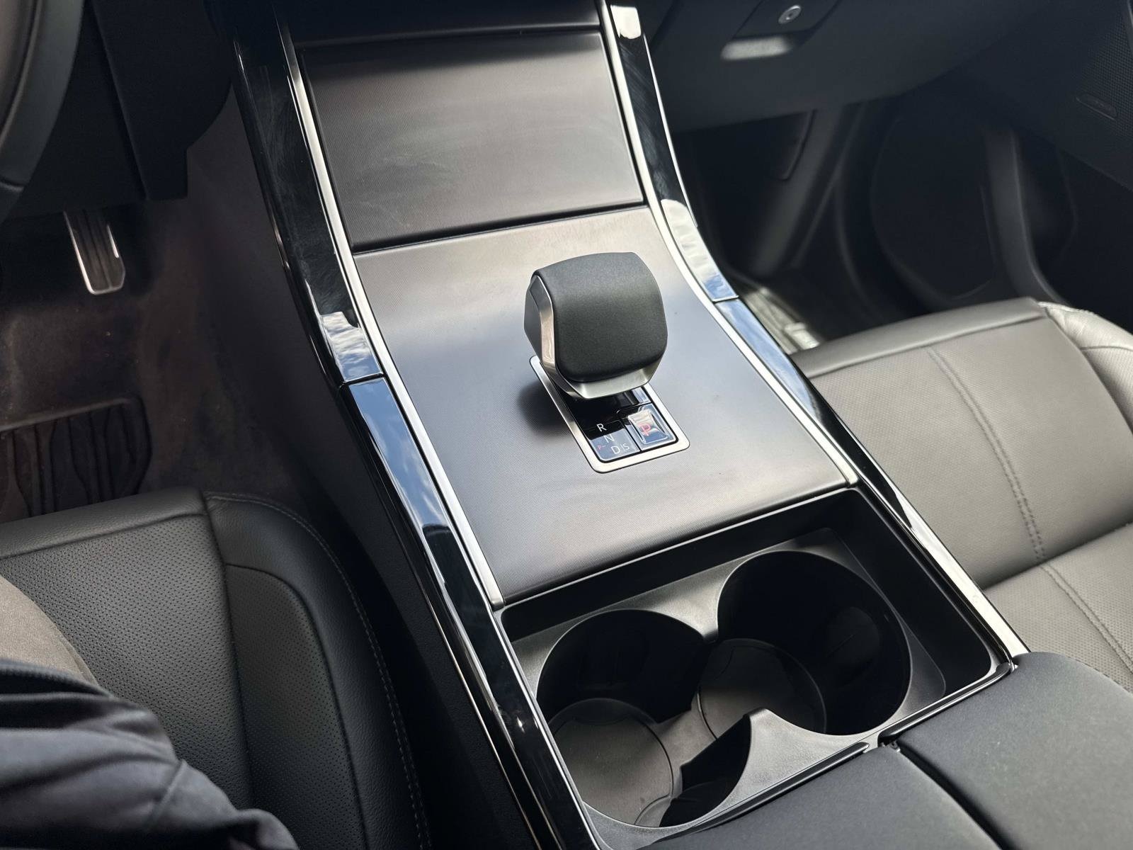 2026 Land Rover Range Rover Velar Dynamic SE - Photo 27