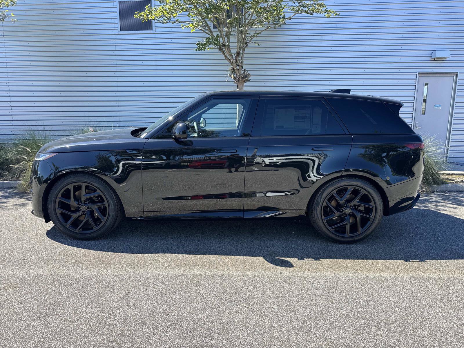 New 2027 Land Rover Range Rover Sport Range Rover Sport Dynamic SE P400 SUV
