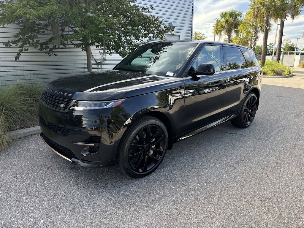 New 2026 Land Rover Range Rover Sport Dynamic SE SUV