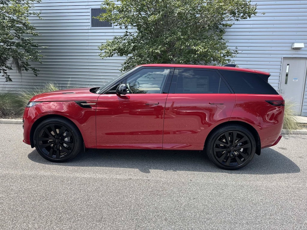New 2026 Land Rover Range Rover Sport Dynamic SE SUV