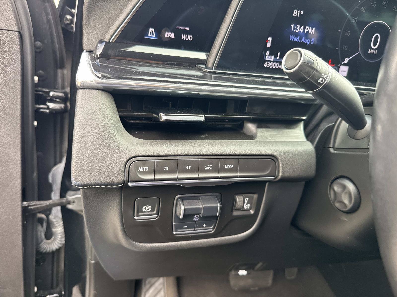 2024 Cadillac Escalade Sport - Photo 33