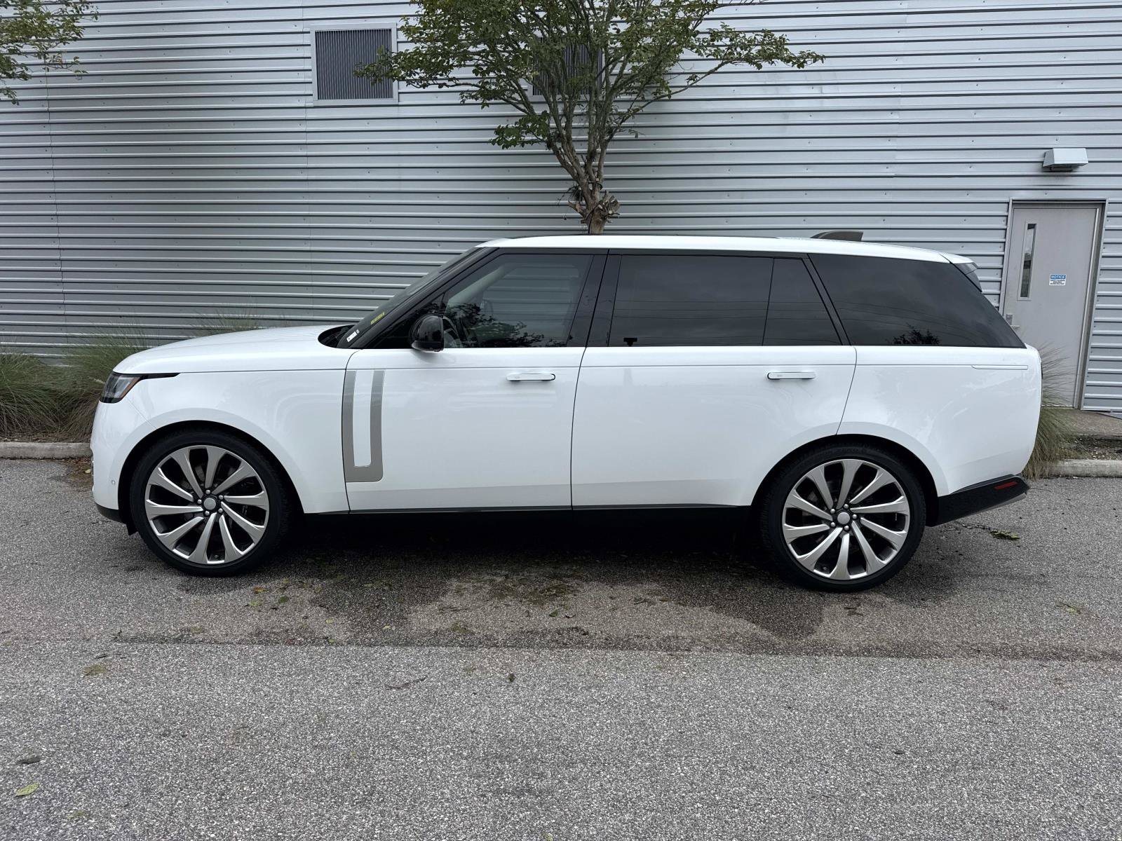 Used 2023 Land Rover Range Rover