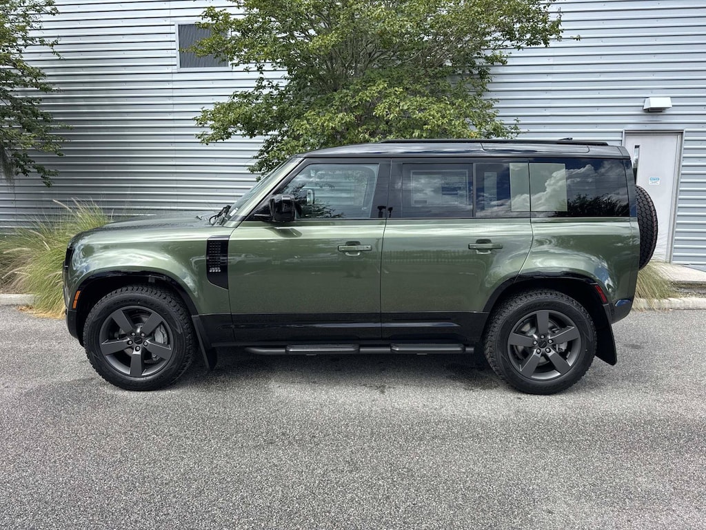 New 2026 Land Rover Defender 110 X-Dynamic SE SUV