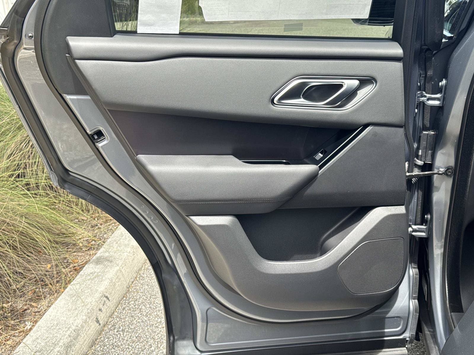 2026 Land Rover Range Rover Velar Dynamic SE - Photo 13
