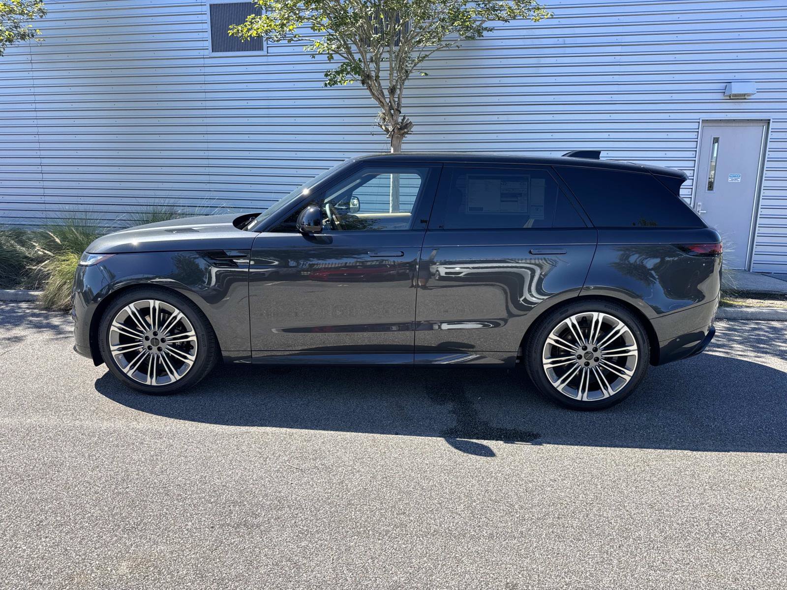 New 2027 Land Rover Range Rover Sport Range Rover Sport Dynamic SE P400 SUV