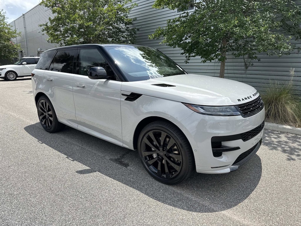 New 2026 Land Rover Range Rover Sport Dynamic SE SUV