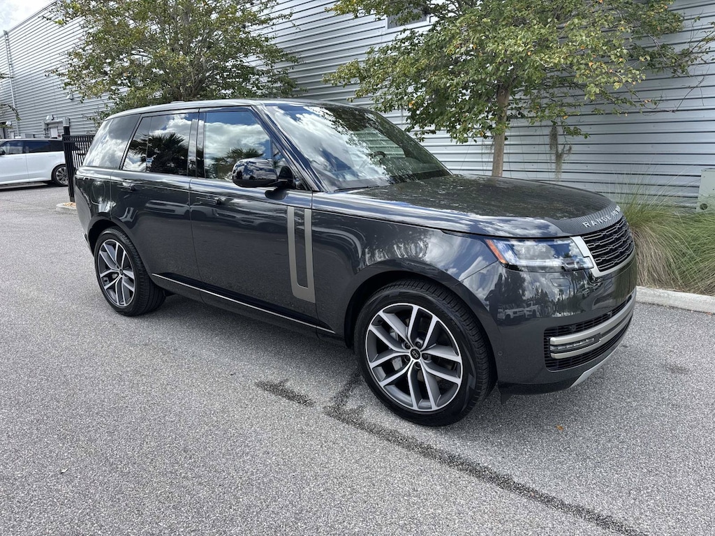New 2027 Land Rover Range Rover SE SUV