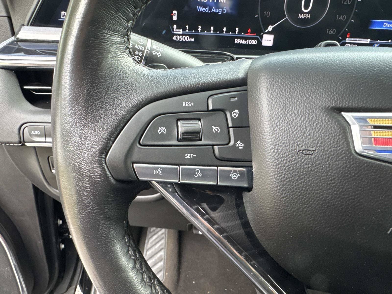 2024 Cadillac Escalade Sport - Photo 32