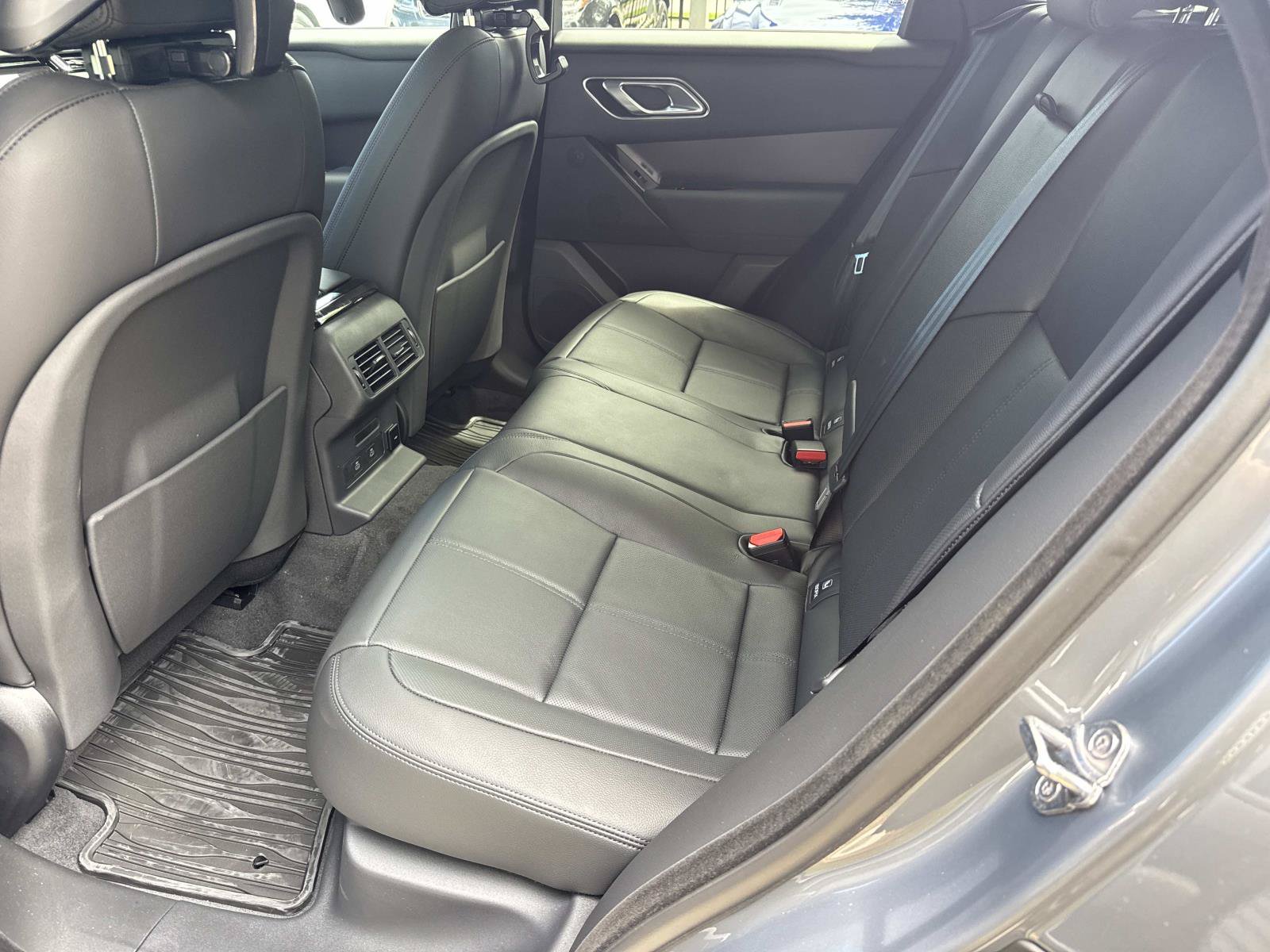 2026 Land Rover Range Rover Velar Dynamic SE - Photo 15