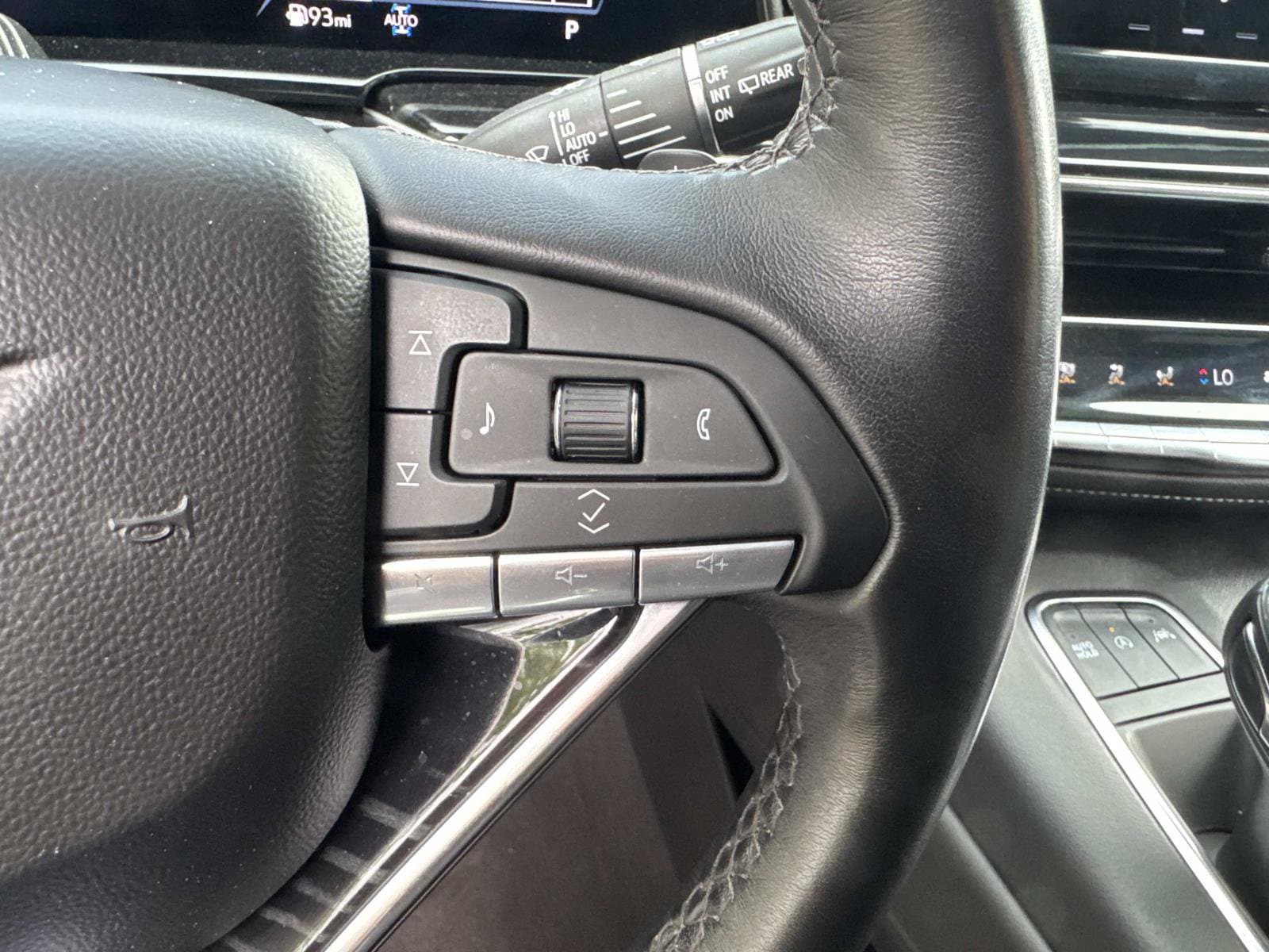 2024 Cadillac Escalade Sport - Photo 30