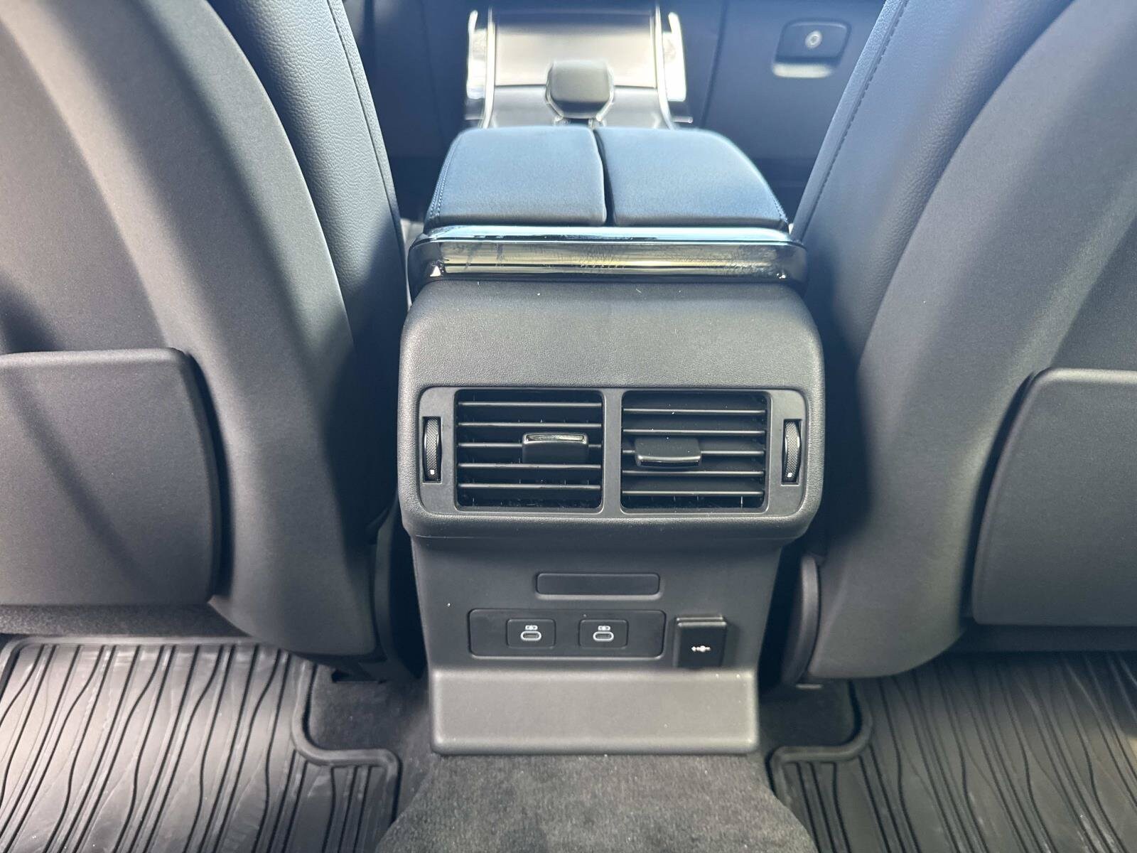 2026 Land Rover Range Rover Velar Dynamic SE - Photo 17